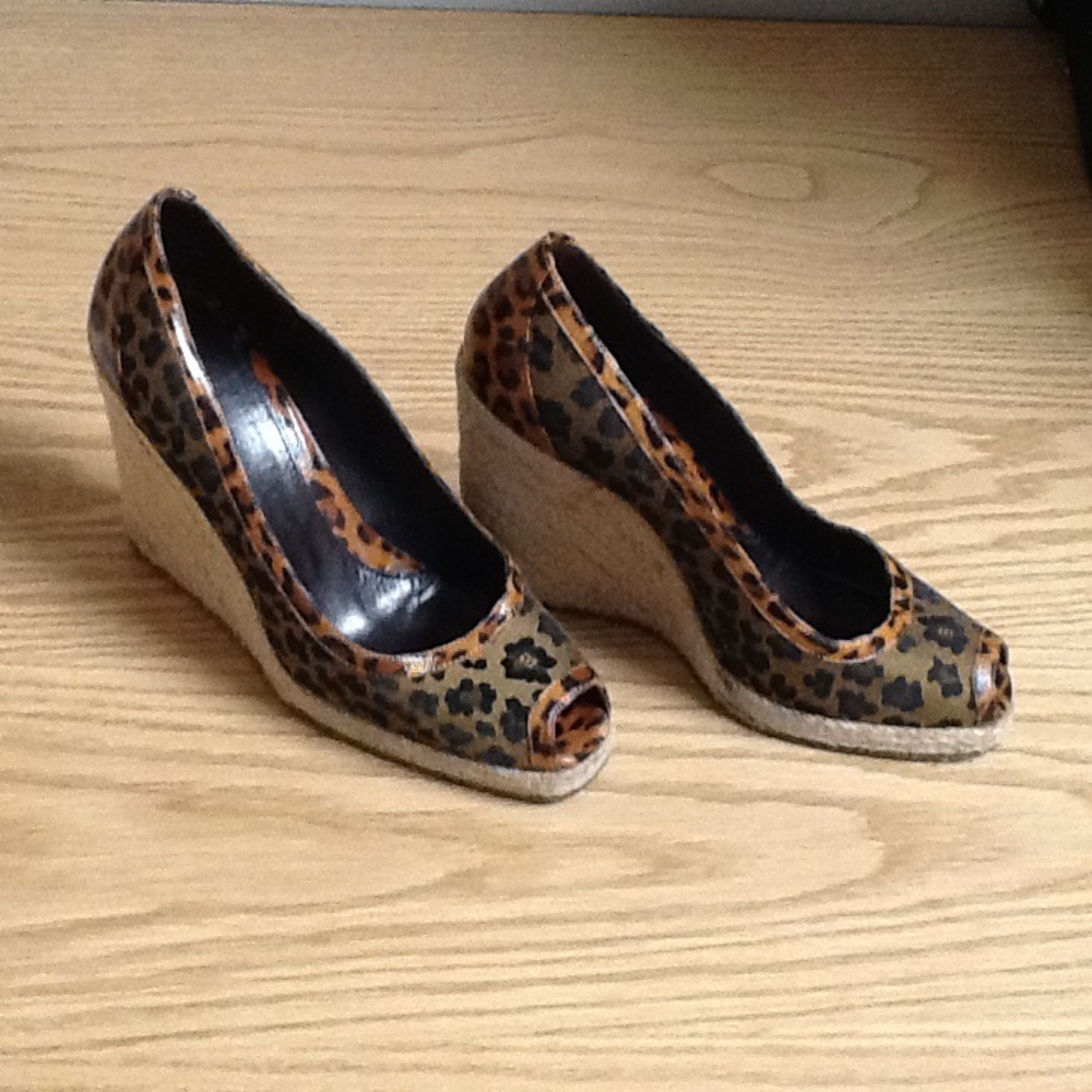 Fendi wedges